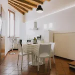 Cavour Luxury